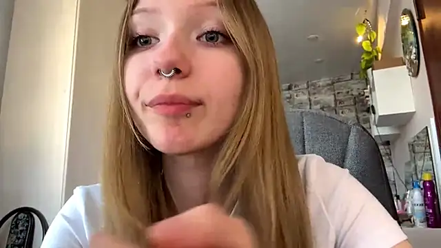 Snapshot of BivalentFalloff chatting on 29, 6, 2026 BivalentFalloff online show from 29, 6, 2026