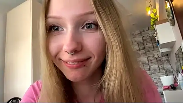 Snapshot of BivalentFalloff chatting on 1, 7, 2026 BivalentFalloff online show from 1, 7, 2026