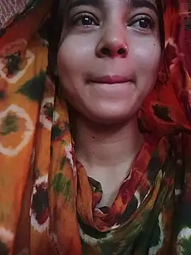 Snapshot of Simran_143 chatting on 14, 7, 2026 Simran 143 online show from 14, 7, 2026