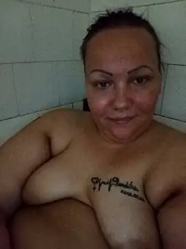 Snapshot of ginababa12 chatting on 9, 7, 2026 ginababa12 online show from 9, 7, 2026