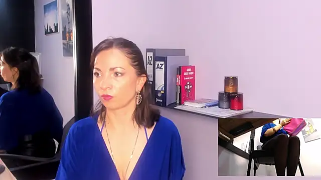 Snapshot of Greta_Borbon_ chatting on 24, 7, 2026 Greta Borbon online show from 24, 7, 2026