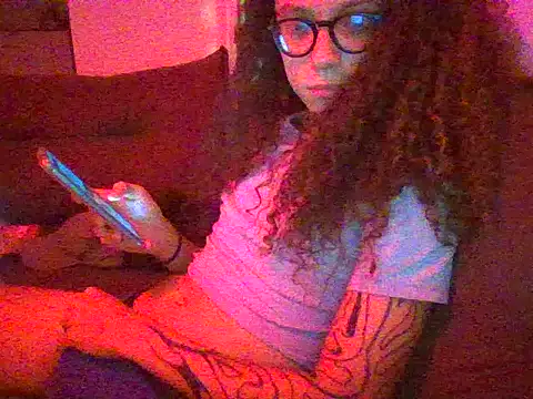 Snapshot of lolozinho_ chatting on 18, 6, 2026 lolozinho online show from 18, 6, 2026