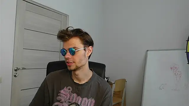 Niko Logan online show from 21, 6, 2026