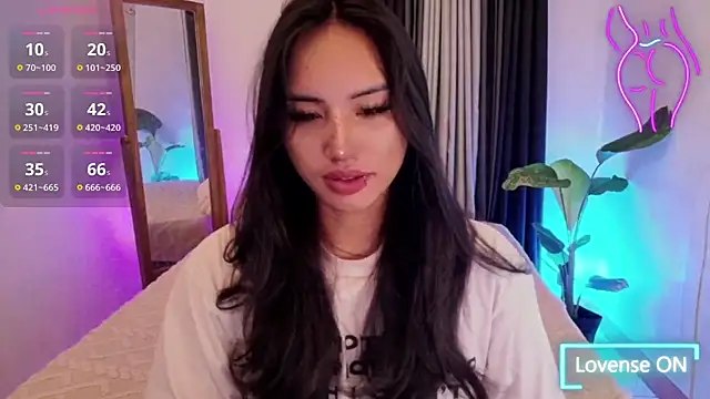 Snapshot of Bell_PepperHot chatting on 27, 7, 2026 Bell PepperHot online show from 27, 7, 2026