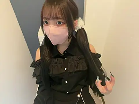 Snapshot of ohuton_love chatting on 2, 8, 2026 ohuton love online show from 2, 8, 2026