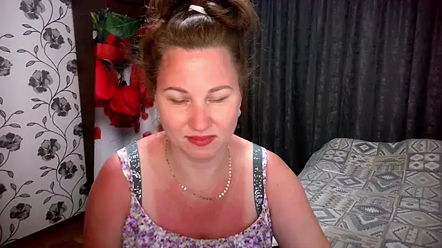 Snapshot of MirandaSummer2 chatting on 4, 7, 2026 MirandaSummer2 online show from 4, 7, 2026