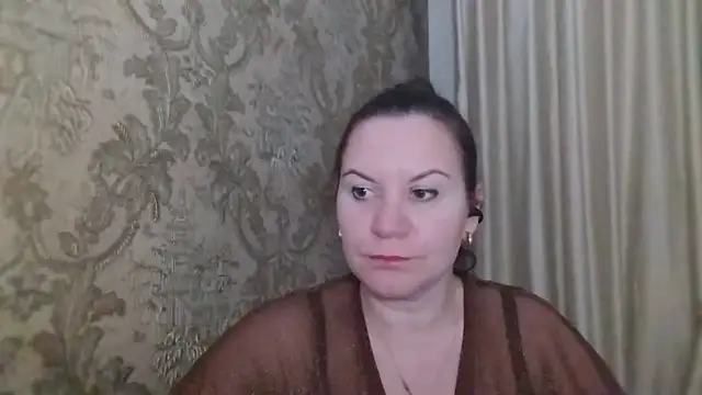 Snapshot of Lauralison chatting on 10, 7, 2026 Lauralison online show from 10, 7, 2026