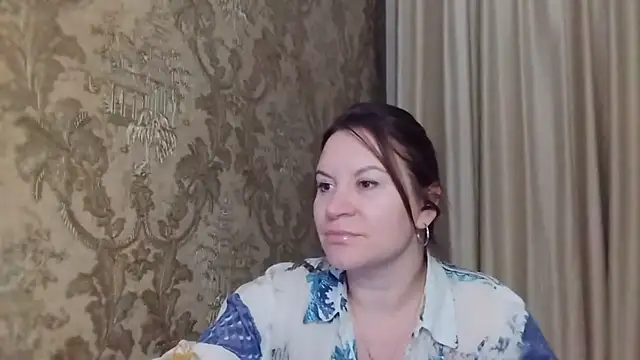 Snapshot of Lauralison chatting on 24, 7, 2026 Lauralison online show from 24, 7, 2026
