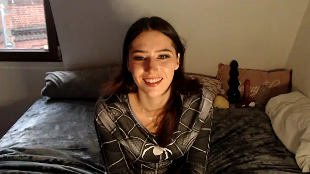 Snapshot of KynekoBtbf chatting on 5, 8, 2026 KynekoBtbf online show from 5, 8, 2026