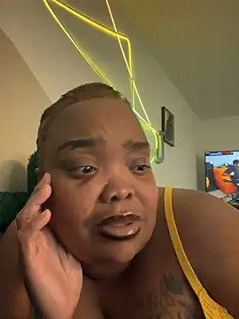 Caramelcreamer online show from 19, 6, 2026