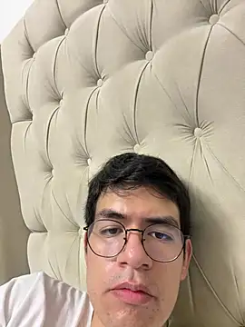 Snapshot of FernanHot69 chatting on 19, 6, 2026 FernanHot69 online show from 19, 6, 2026