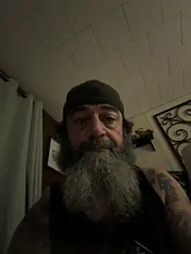 Snapshot of tatteddadbod82 chatting on 19, 6, 2026 tatteddadbod82 online show from 19, 6, 2026