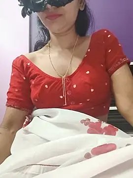 Snapshot of Night_Queen24 chatting on 22, 7, 2026 Night Queen24 online show from 22, 7, 2026