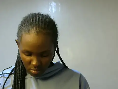 Snapshot of shypretty chatting on 4, 7, 2026 shypretty online show from 4, 7, 2026