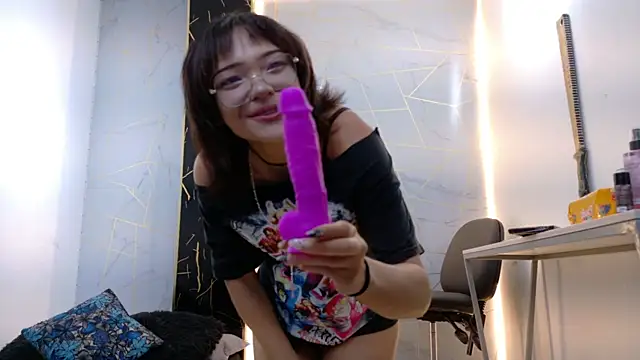 Snapshot of Nix_Siren chatting on 8, 8, 2026 Nix Siren online show from 8, 8, 2026