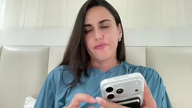Snapshot of Rineliadi chatting on 30, 7, 2026 Rineliadi online show from 30, 7, 2026