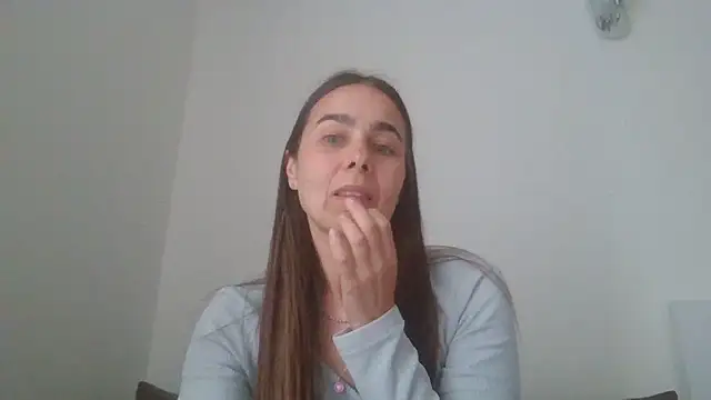 Snapshot of Vanelleda chatting on 21, 6, 2026 Vanelleda online show from 21, 6, 2026