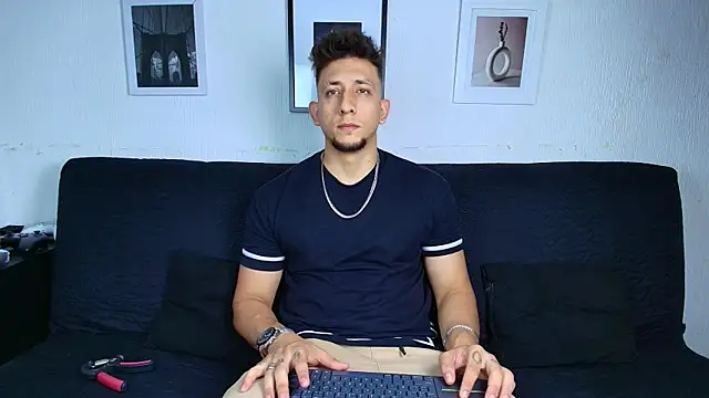Snapshot of Sr_Maykol chatting on 1, 8, 2026 Sr Maykol online show from 1, 8, 2026