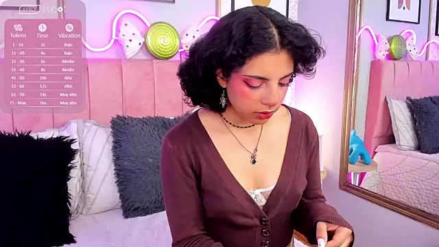 Snapshot of LUMINEVERLIGTH chatting on 1, 8, 2026 LUMINEVERLIGTH online show from 1, 8, 2026