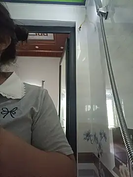 Holy-mi online show from 9, 8, 2026