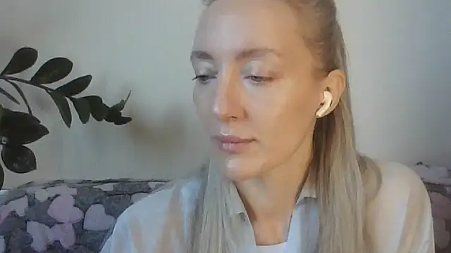 Snapshot of Taneliace chatting on 23, 6, 2026 Taneliace online show from 23, 6, 2026