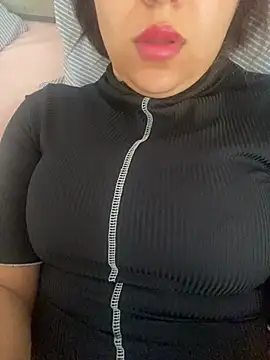 Snapshot of amaramryn chatting on 3, 7, 2026 amaramryn online show from 3, 7, 2026