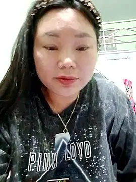 Snapshot of trangmy-love chatting on 22, 6, 2026 trangmy-love online show from 22, 6, 2026