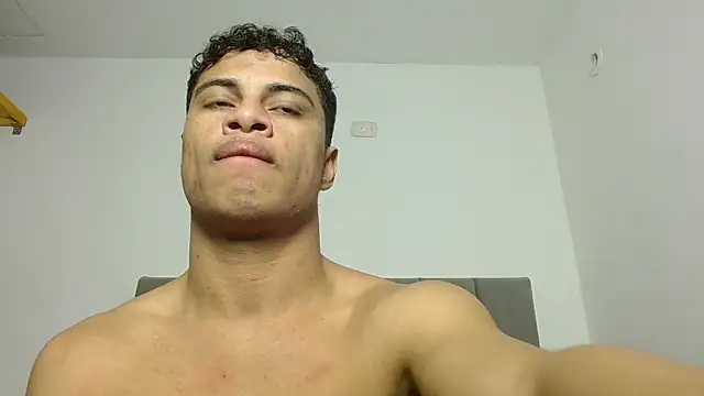 Snapshot of Jose_And_Daniel chatting on 8, 8, 2026 Jose And Daniel online show from 8, 8, 2026