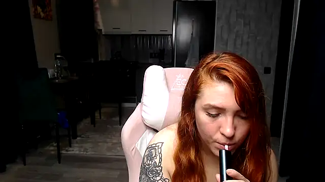 Reginasmilee online show from 4, 4, 2026