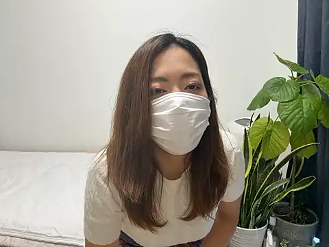 Snapshot of mochiko_mck chatting on 20, 7, 2026 mochiko mck online show from 20, 7, 2026