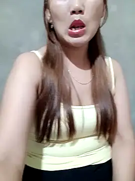 Snapshot of Emma-18h chatting on 2, 7, 2026 Emma-18h online show from 2, 7, 2026