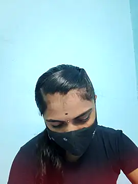 Snapshot of Megavarthinii chatting on 3, 7, 2026 Megavarthinii online show from 3, 7, 2026