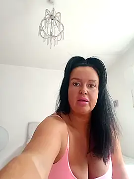 Snapshot of LexiLouBabe chatting on 1, 7, 2026 LexiLouBabe online show from 1, 7, 2026