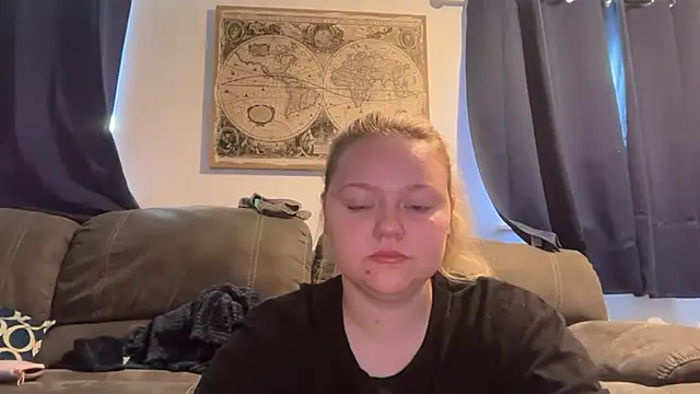 Snapshot of GirlNextDoorAmber chatting on 30, 6, 2026 GirlNextDoorAmber online show from 30, 6, 2026