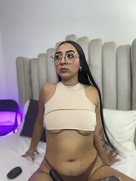 emmi miller online show from 26, 6, 2026