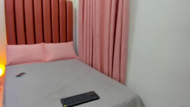 Snapshot of Nicola_D_Angelo chatting on 7, 7, 2026 Nicola D Angelo online show from 7, 7, 2026