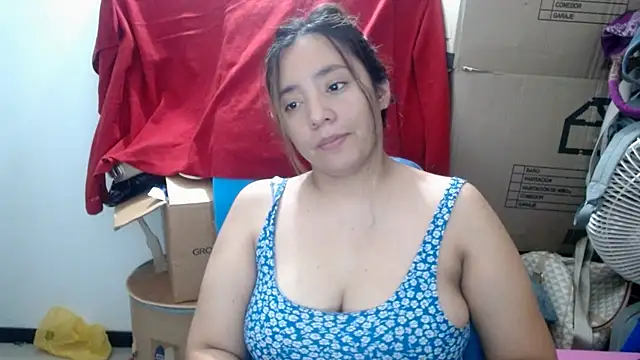 Alicebunny54 online show from 25, 6, 2026