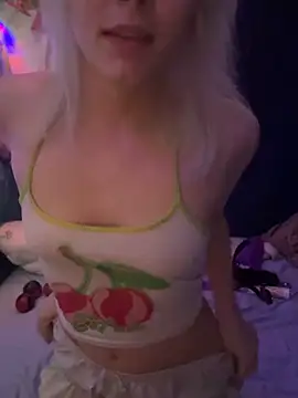Snapshot of LilyMintyx chatting on 28, 6, 2026 LilyMintyx online show from 28, 6, 2026