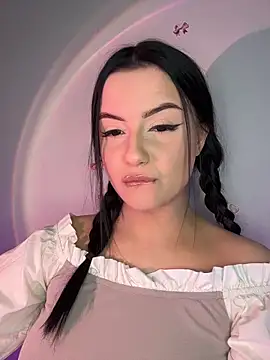 Snapshot of LoBeauty chatting on 1, 7, 2026 LoBeauty online show from 1, 7, 2026
