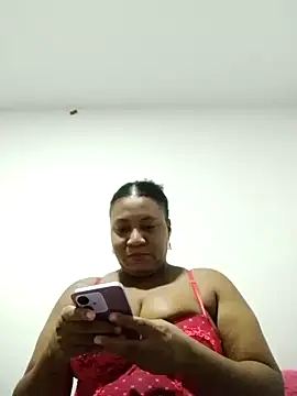Snapshot of sheylalovee chatting on 3, 7, 2026 sheylalovee online show from 3, 7, 2026