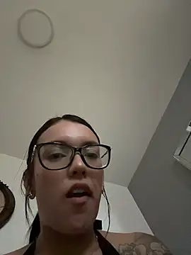 shantalgray   online show from 25, 6, 2026
