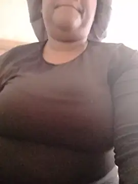 Snapshot of Thetlaxxx123 chatting on 2, 7, 2026 Thetlaxxx123 online show from 2, 7, 2026