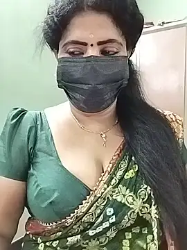 Honey-Couples online show from 29, 6, 2026