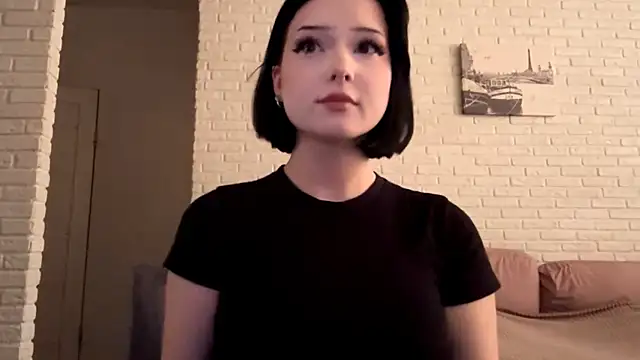 Snapshot of MiaLoon chatting on 1, 7, 2026 MiaLoon online show from 1, 7, 2026