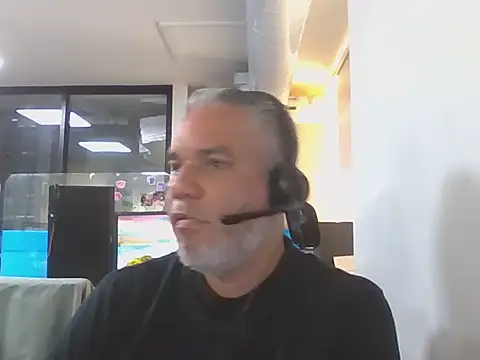 RoberthZ84 online show from 3, 7, 2026