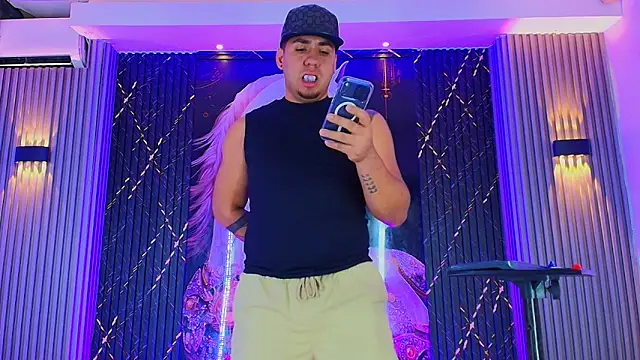 Snapshot of Iam_Josue- chatting on 9, 7, 2026 Iam Josue- online show from 9, 7, 2026