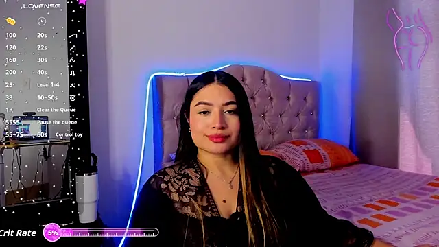 Snapshot of LauuraMiller chatting on 21, 7, 2026 LauuraMiller online show from 21, 7, 2026