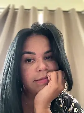 Snapshot of AliceStarshine chatting on 18, 11, 2025 AliceStarshine online show from 18, 11, 2025