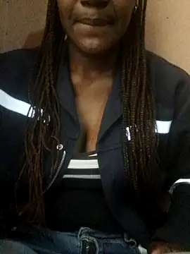 Cherry BigBoobs online show from 15, 7, 2026