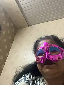 Hottie Indian online show from 8, 7, 2026